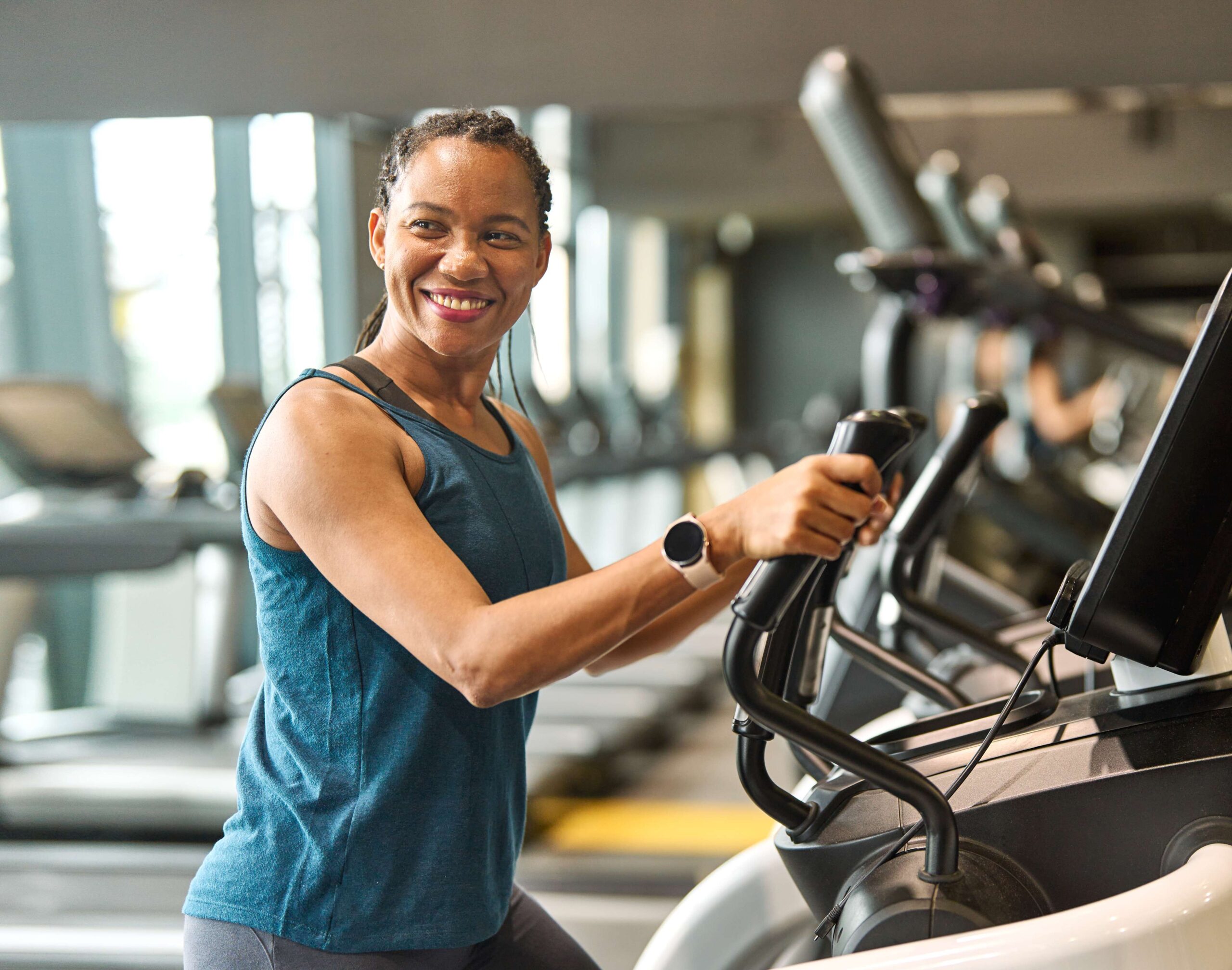 gym-sport-fitness-exercise-health-healthy-woman-tr-2025-01-31-17-41-34-utc